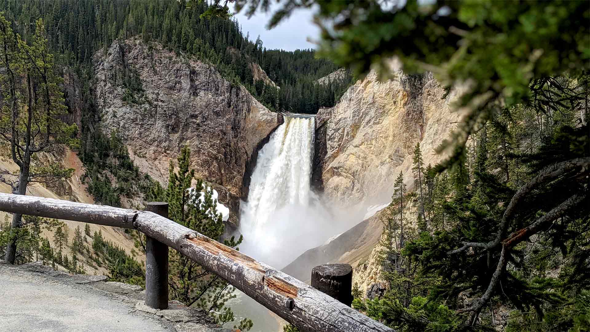 Yellowstone Canyon Falls image