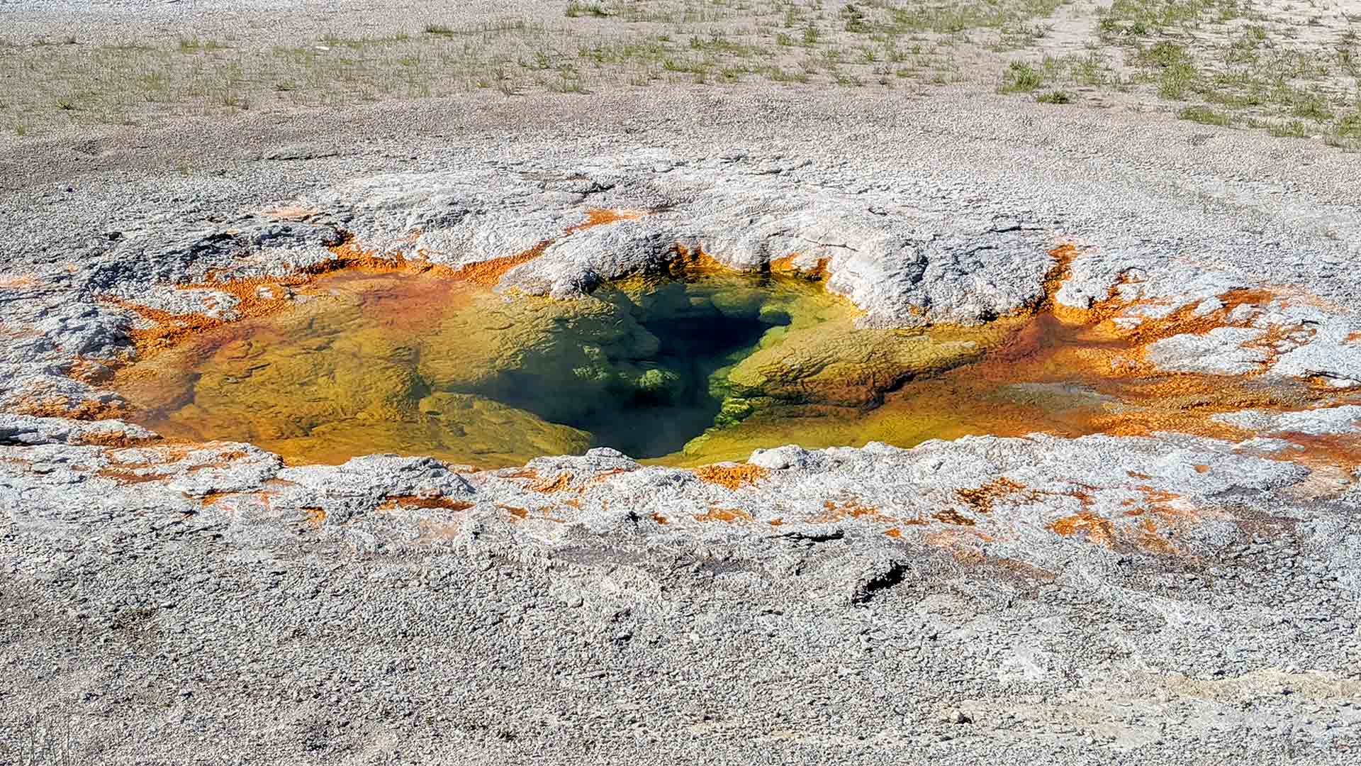 Yellowstone Old Faithful Upper Geyser Basin