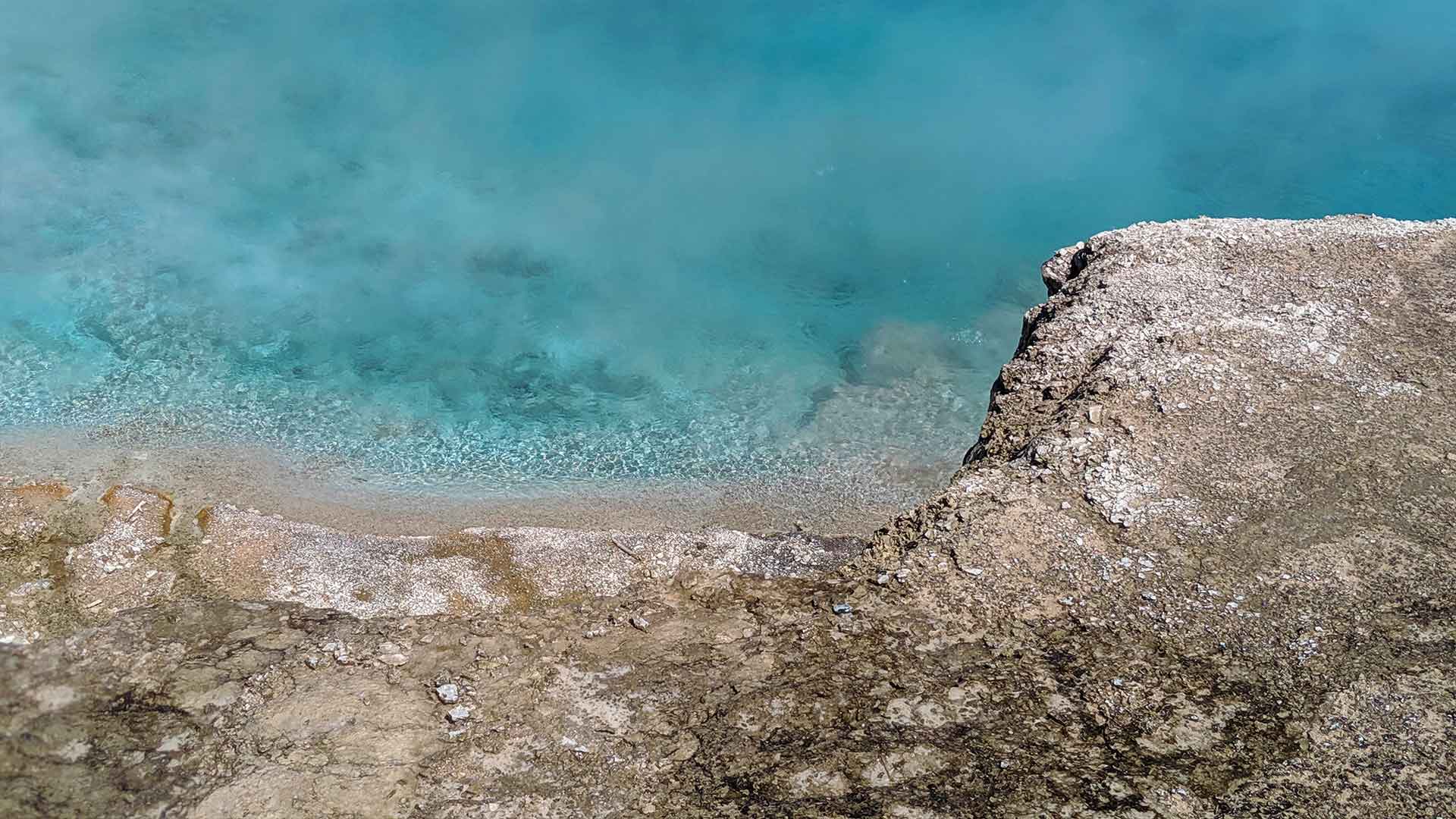 Yellowstone Old Faithful and Grand Prismatic